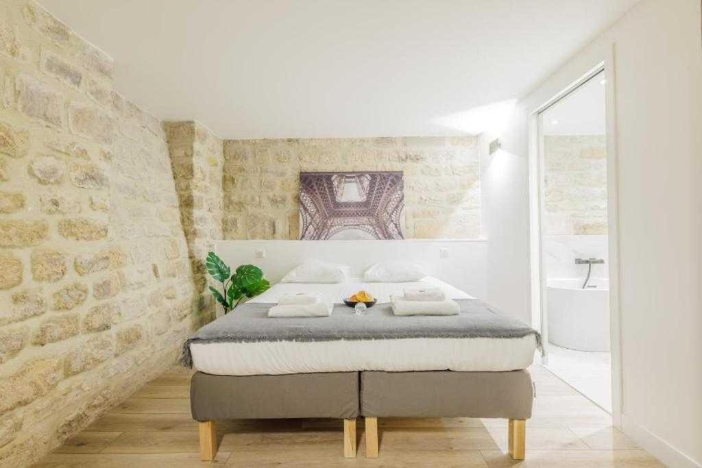 Apartment Exceptionnel Duplex A Proximite De Montmartre! Paris